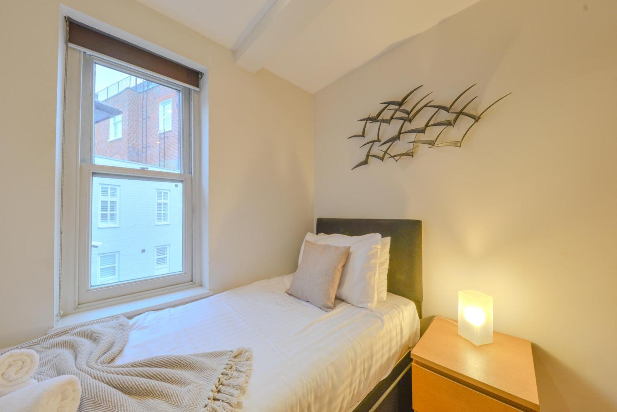 Central Two Bedroom Apartments St Albans By Central Stays Short Lets & Serviced Accommodation With Free Parking Δωμάτιο φωτογραφία